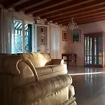 Loredana Elegant With Private Bathroom 3*