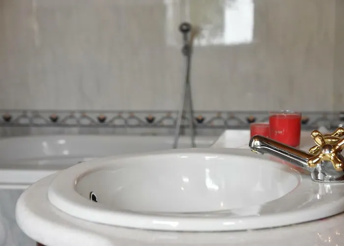 招待所 Loredana Elegant With Private Bathroom