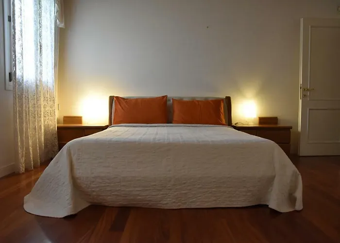 Loredana Elegant With Private Bathroom Pensión Spinea